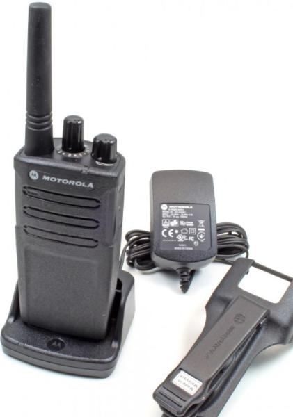 Motorola XT420 PMR446 mit Standlader